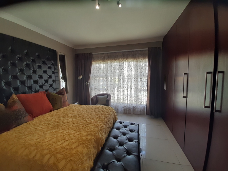 4 Bedroom Property for Sale in Abbotsford Eastern Cape